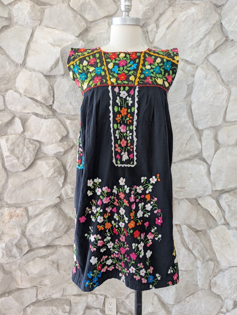 Vintage Mexican Embroidered Top, Blouse, Dress XS